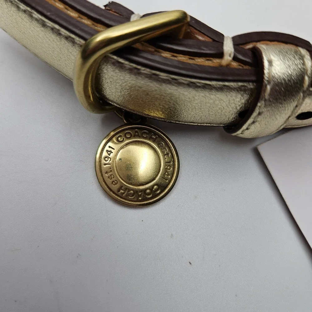 NIB COACH Metallic Gold Turnlock Leather‎ Dog Collar Charm 600900 Small